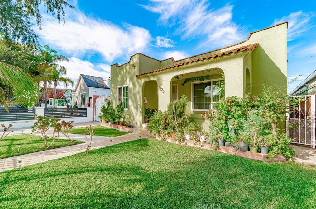 8125 San Miguel Ave, South Gate, CA 90280-2522