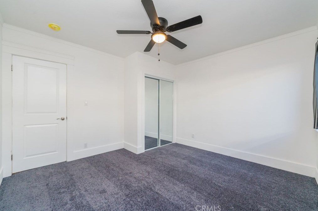 325 65th St, Los Angeles CA  90003-1425 exterior