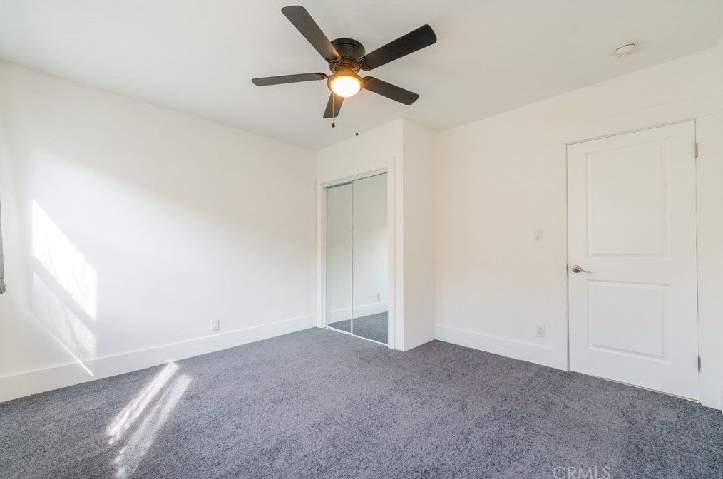 325 65th St, Los Angeles CA  90003-1425 exterior
