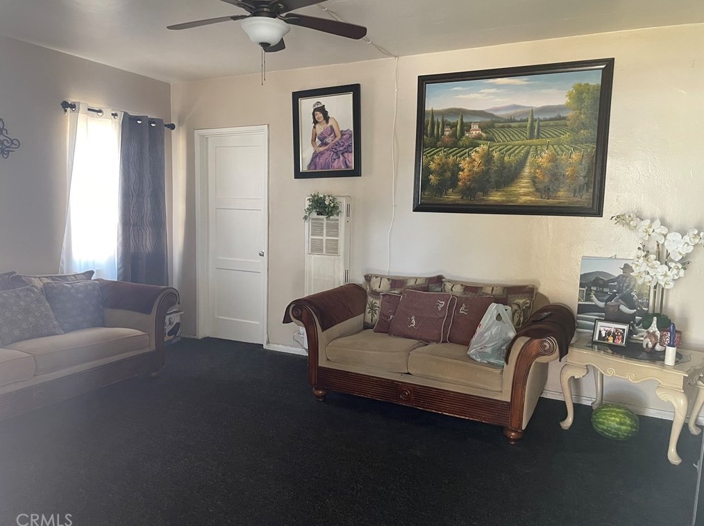 1325 S Rosewood Ave, Santa Ana, CA 92707