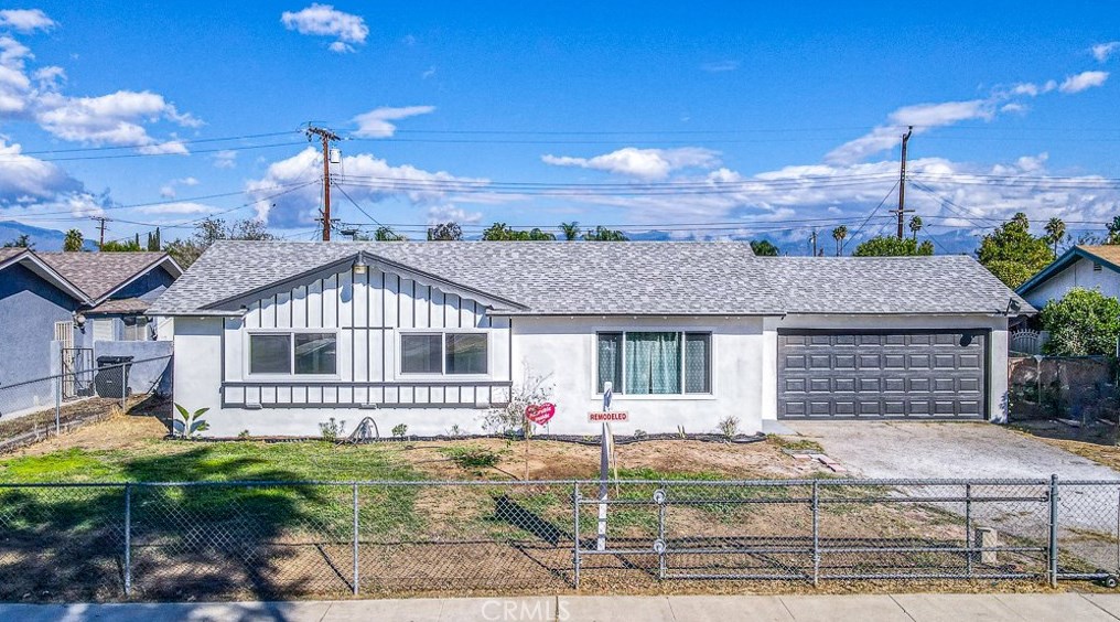 678 W Pomona Ave, Bloomington, CA 92316
