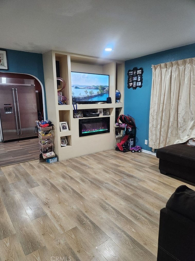 2152 105th St, Los Angeles CA  90002-3803 exterior