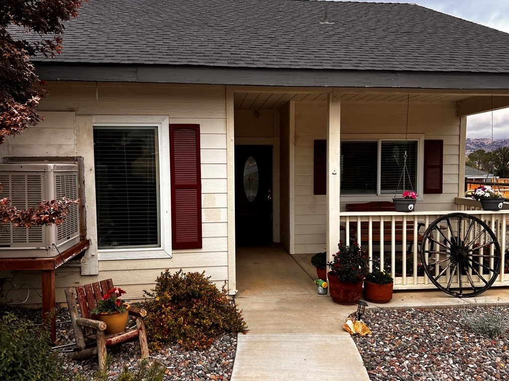 21221 Westwood Blvd, Tehachapi, CA 93561