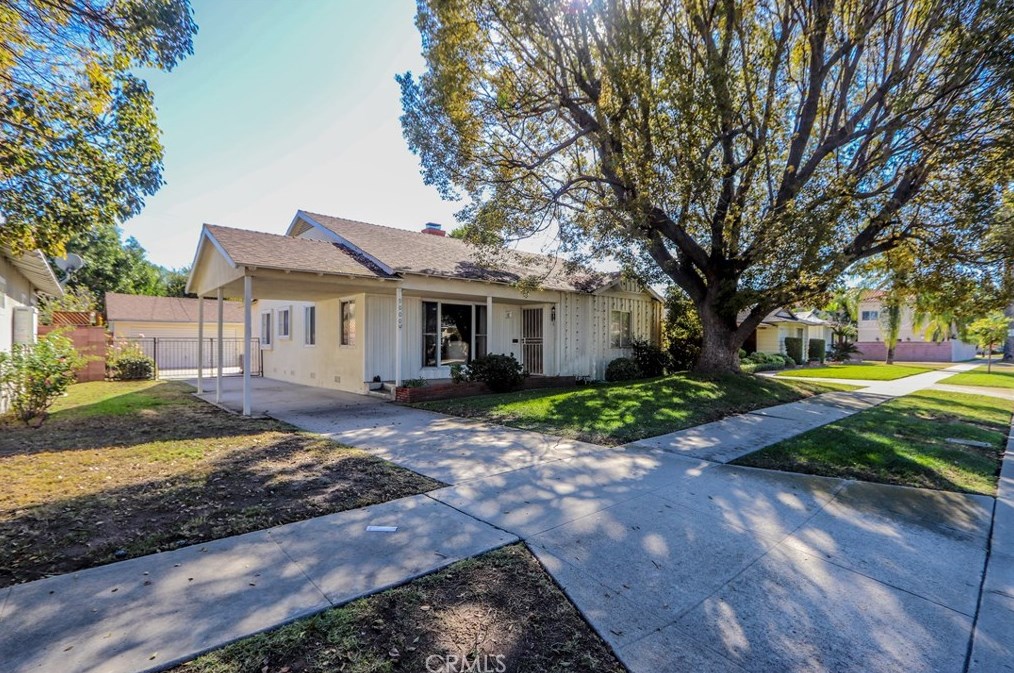9000 Tweedy Ln, Downey, CA 90240