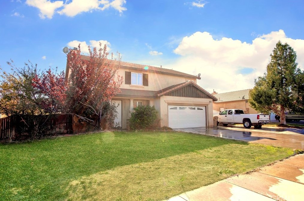 13429 Morningside St, Hesperia, CA 92344