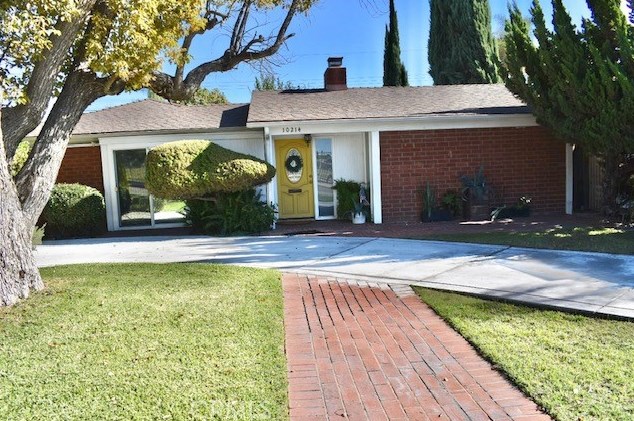 10214 Woodruff Ave, Downey, CA 90241
