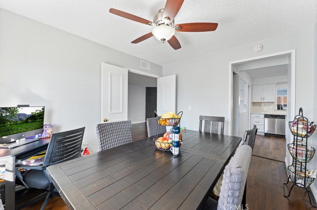 15420 Mottley Dr, La Mirada CA  90638-5461 exterior