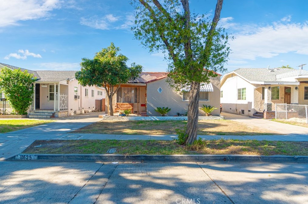 8625 Garden View Ave, South Gate, CA 90280-2735
