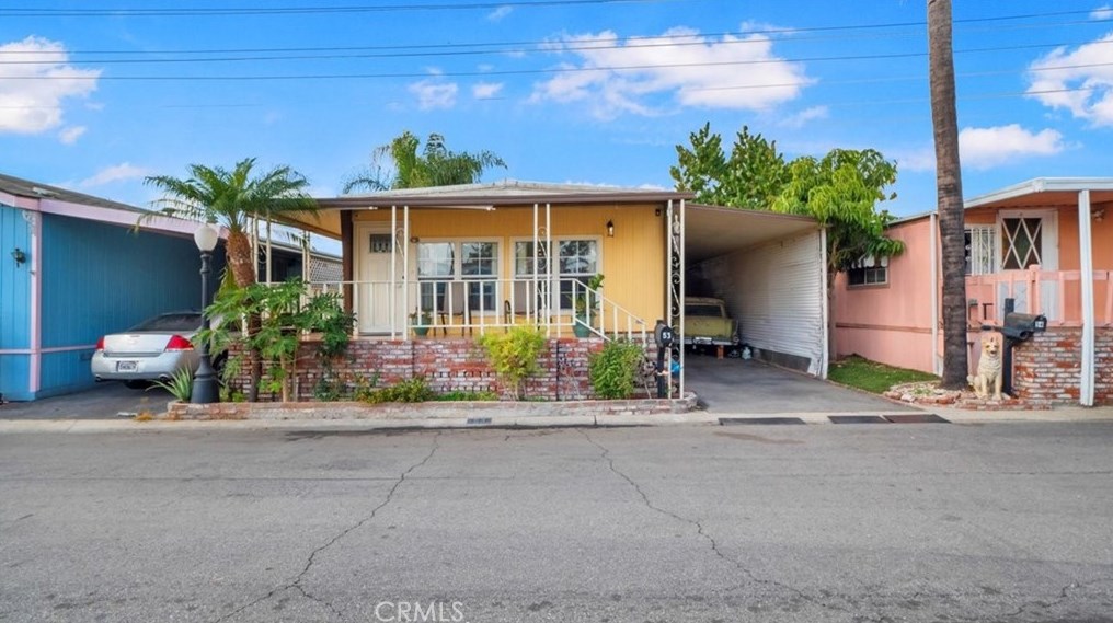 10001 W Frontage Rd #53, South Gate, CA 90280