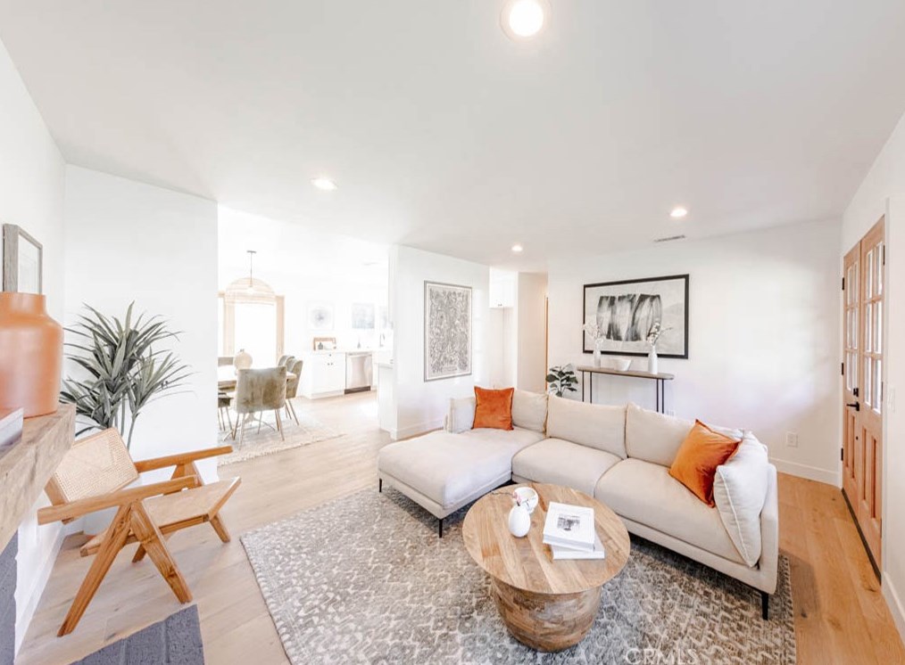 248 Crystal Ln, Pasadena, CA 91103