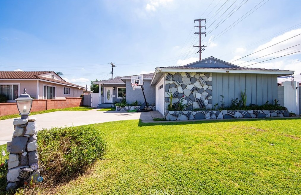 8930 Dalewood Ave, Pico Rivera, CA 90660