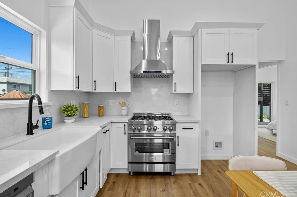 2819 Frederick St, Los Angeles CA  90065-1913 exterior