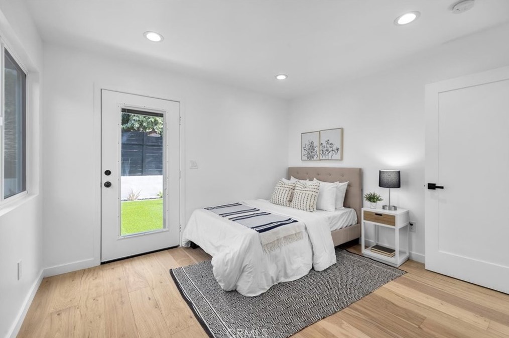 2819 Frederick St, Los Angeles CA  90065-1913 exterior