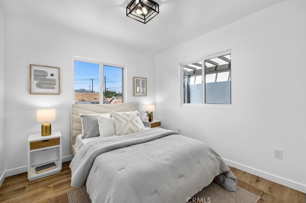 2819 Frederick St, Los Angeles CA  90065-1913 exterior