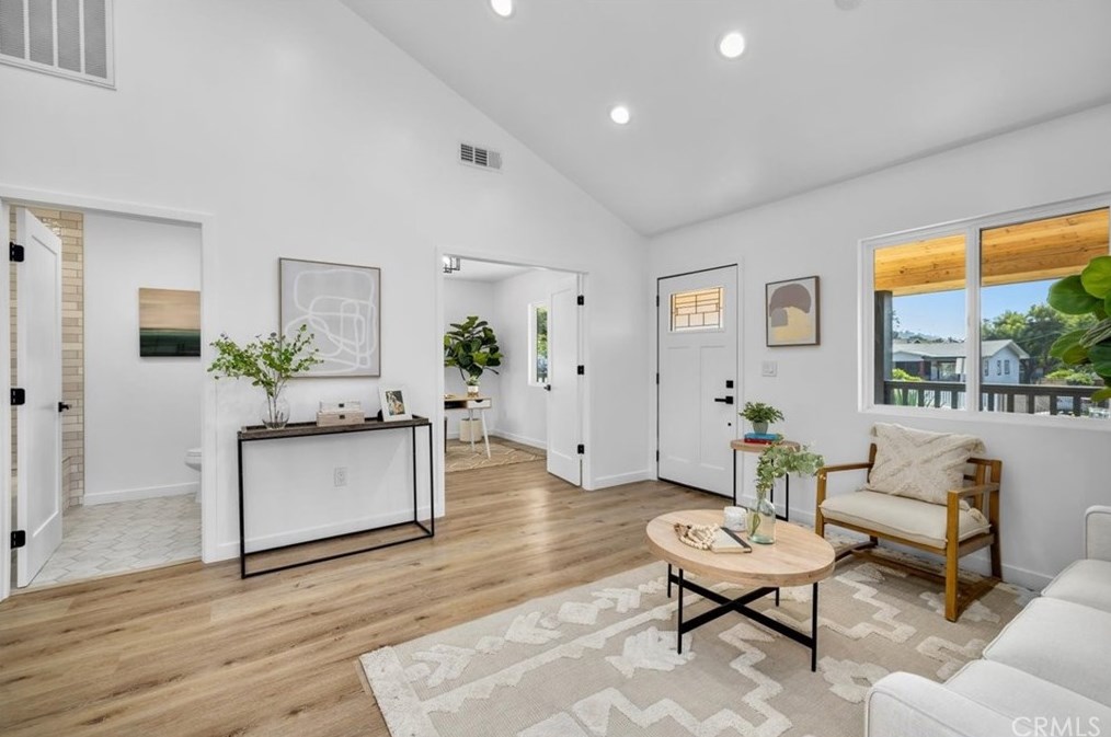 2819 Frederick St, Los Angeles CA  90065-1913 exterior