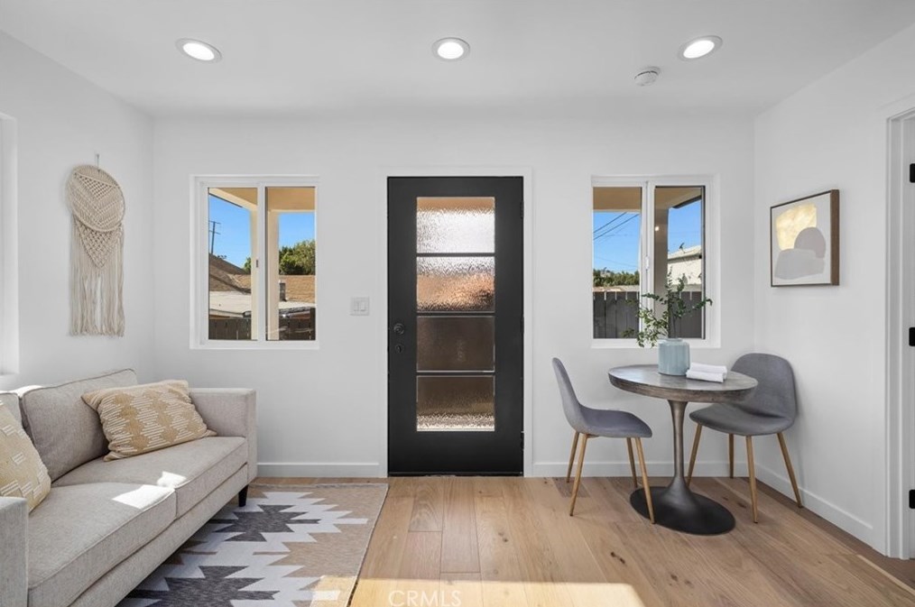 2819 Frederick St, Los Angeles CA  90065-1913 exterior