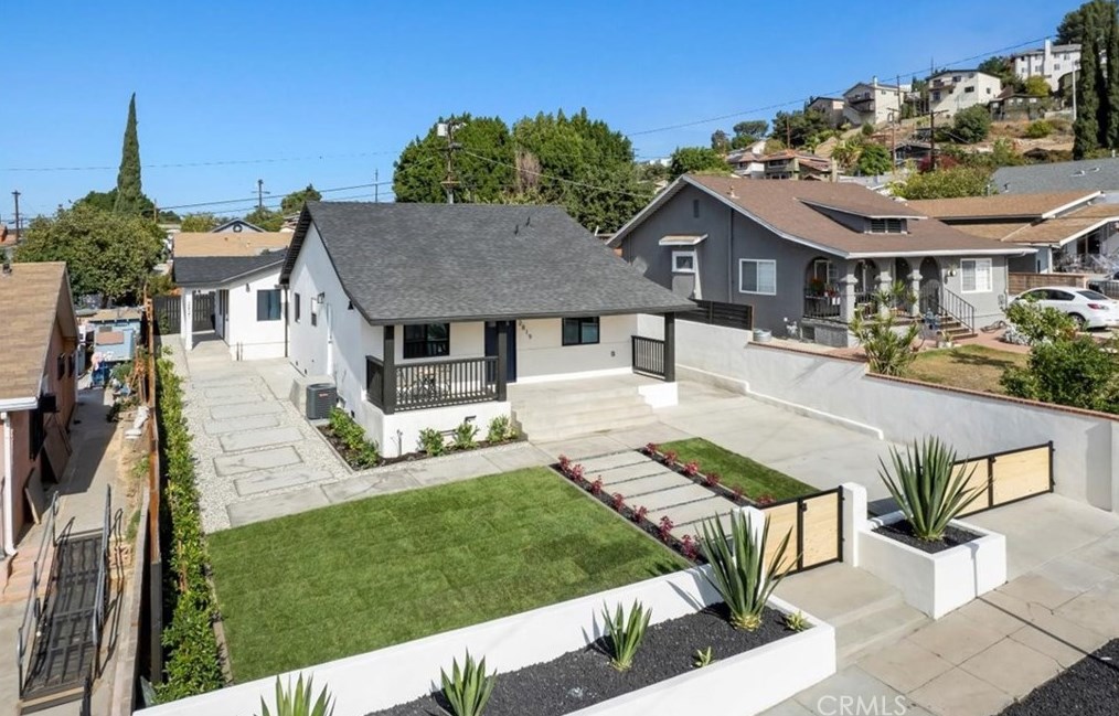 2819 Frederick St, Los Angeles CA  90065-1913 exterior