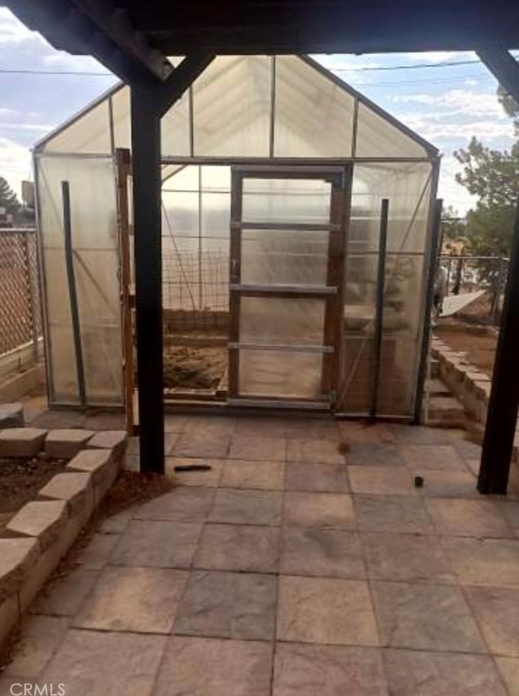 15220 Erie Rd, Apple Valley CA  92307-3422 exterior