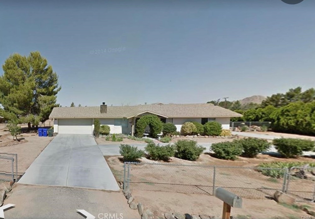 15220 Erie Rd, Apple Valley CA  92307-3422 exterior
