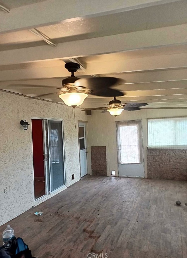 15220 Erie Rd, Apple Valley CA  92307-3422 exterior