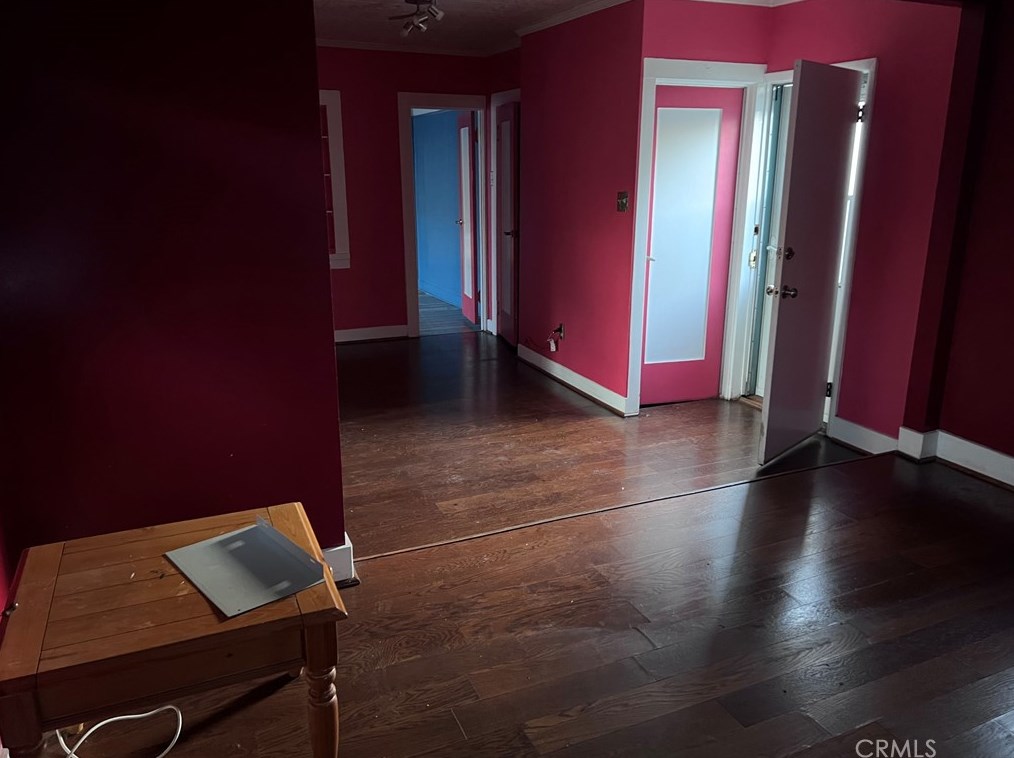 1321 73rd St, Los Angeles CA  90044-2437 exterior