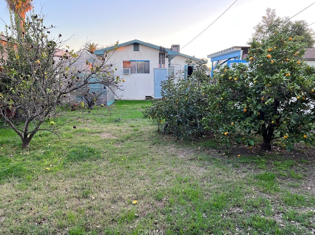 1321 73rd St, Los Angeles CA  90044-2437 exterior