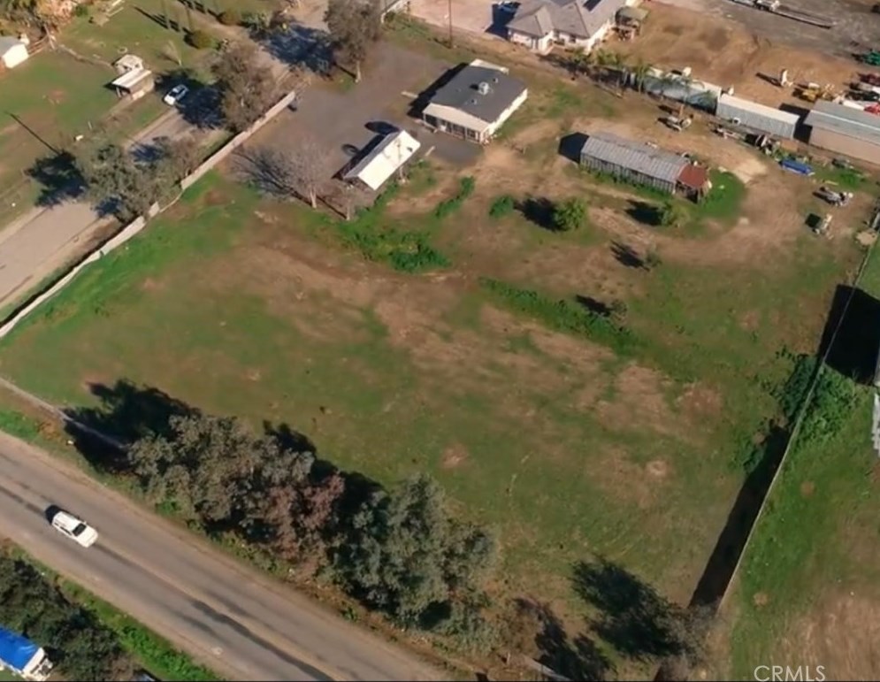 21115 Oakwood St, Perris, CA 92570