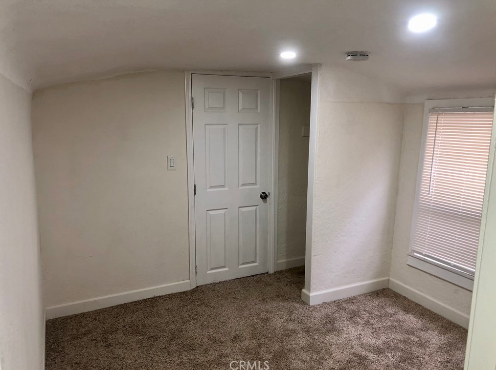 6406 Converse Ave, Los Angeles CA  90001-1720 exterior