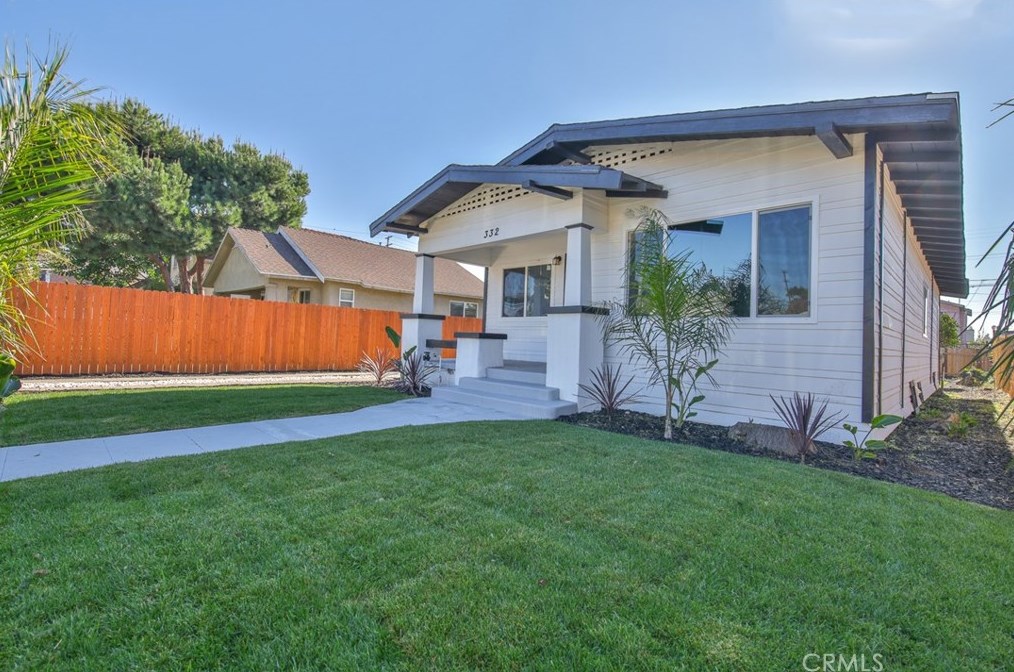 332 60th St, Los Angeles CA  90003-1134 exterior