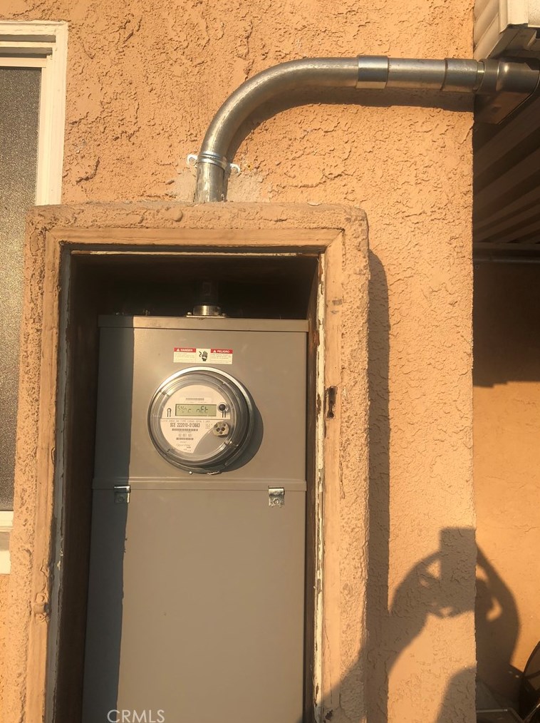 13703 Alburtis Ave, Norwalk CA  90650-3958 exterior