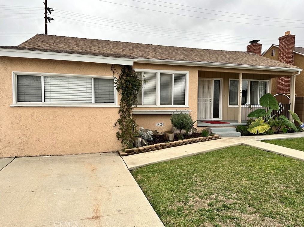 13703 Alburtis Ave, Norwalk CA  90650-3958 exterior