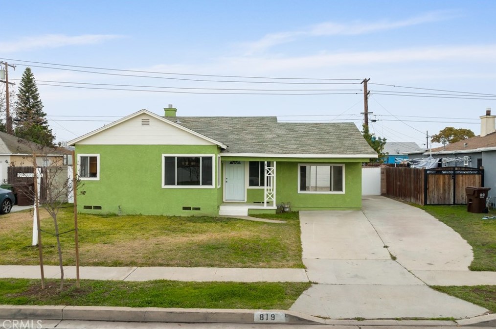 819 N Broadacres Ave, Compton, CA 90220