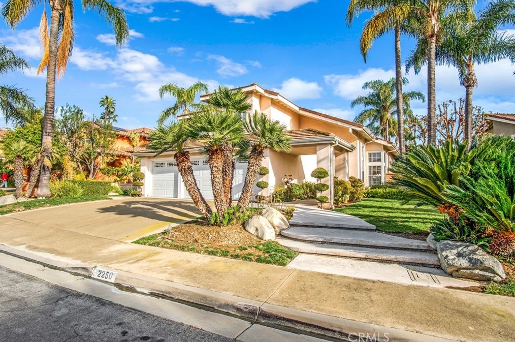 2250 Calle Margarita, San Dimas, CA 91773