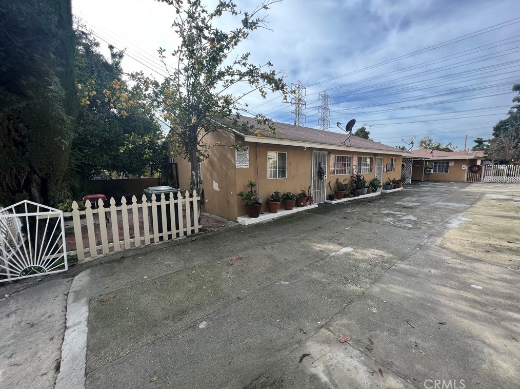 7817 Gilliland Ave, Bell, CA 90201