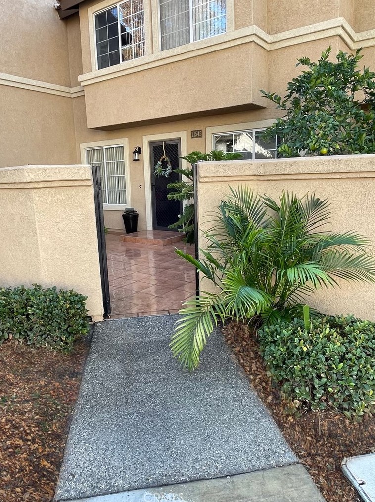 11545 Promenade Dr, Whittier, CA 90670-3695