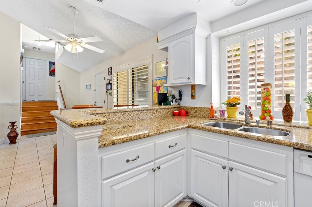 5 Mountain Shadows Pl, Pomona, CA 91766-6610