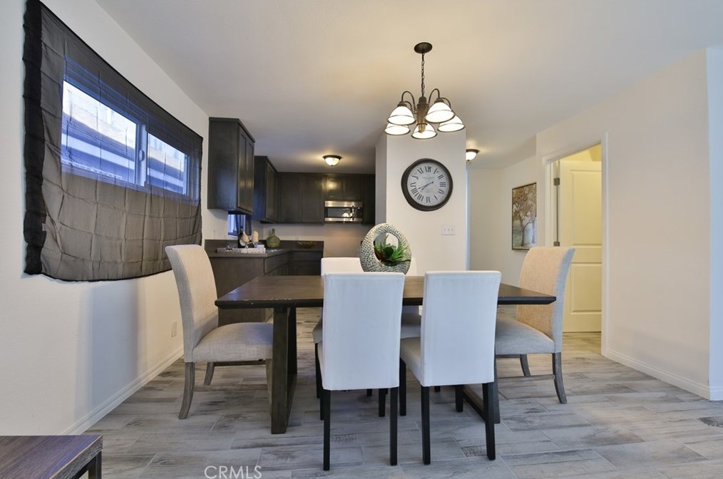 8106 Lou Dillon Ave, Los Angeles CA  90001-3533 exterior
