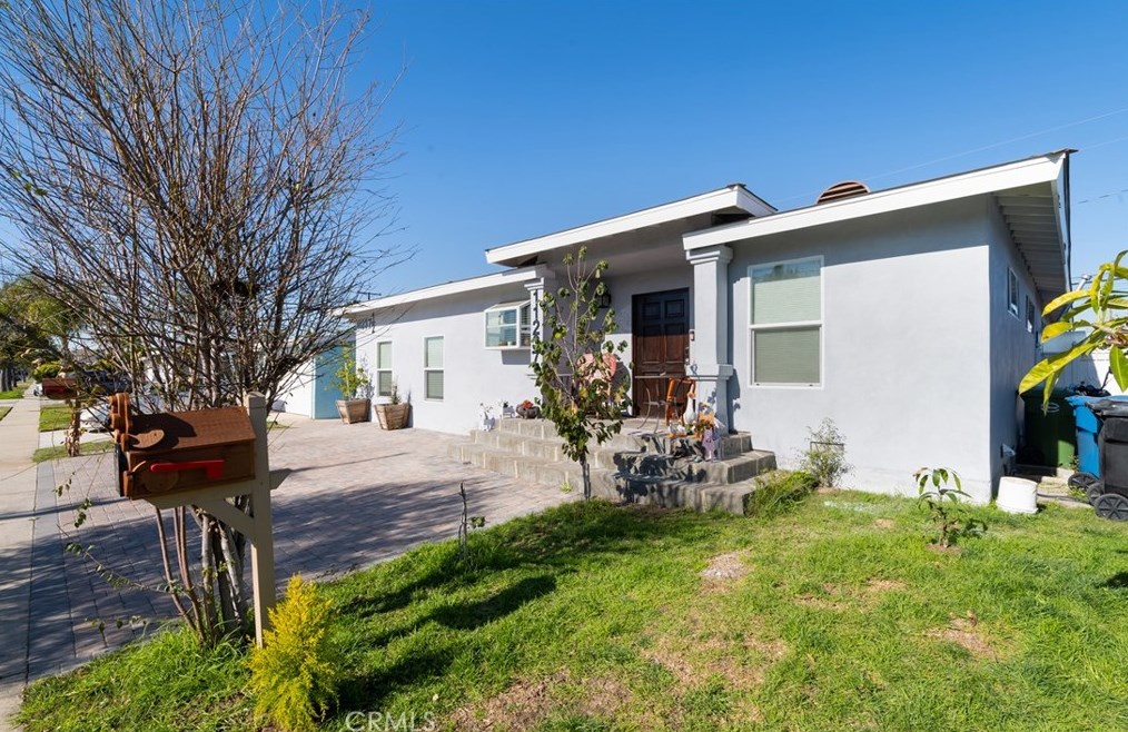 11237 Shade Ln, Santa Fe Springs, CA 90670