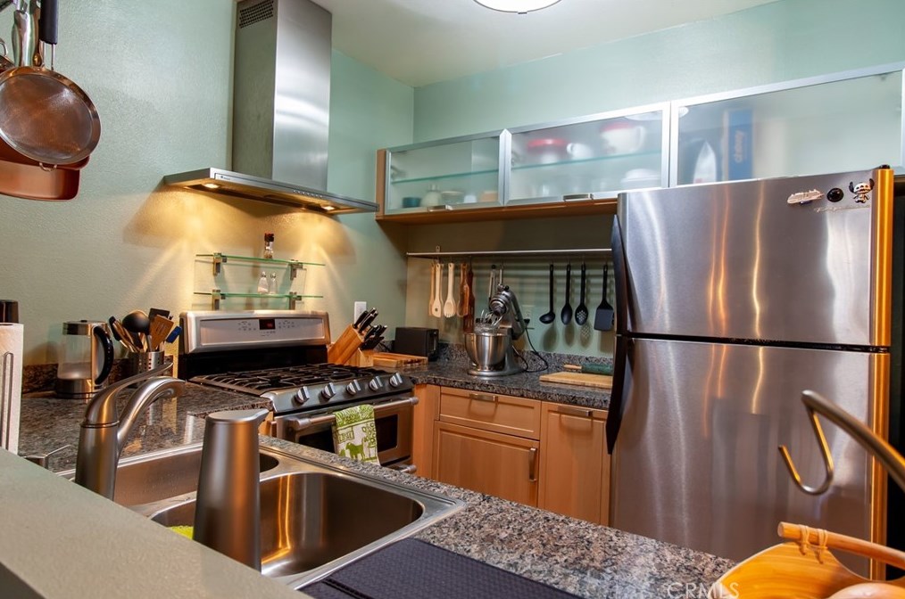 24133 Del Monte Dr. #197, Santa Clarita, CA 91355