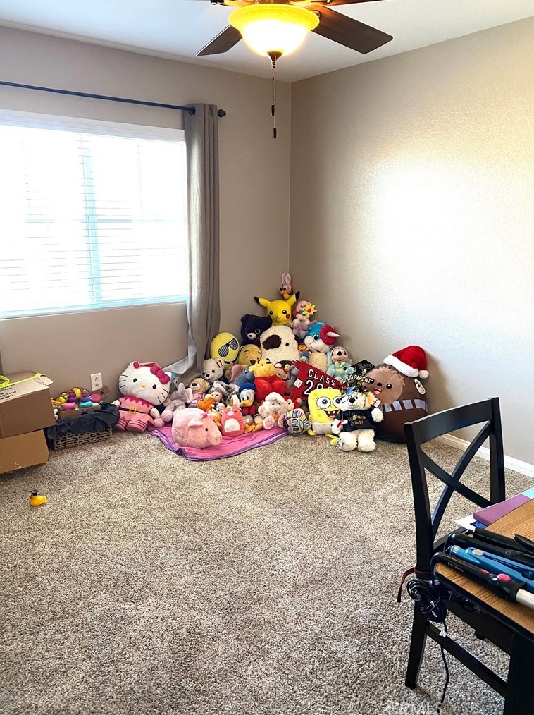 13067 Cerritos Ct, Hesperia CA  92344-5523 exterior