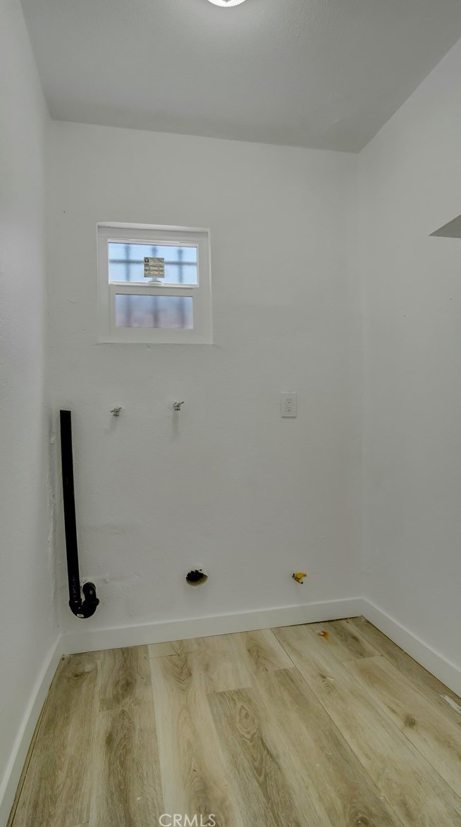 116 101st St, Los Angeles CA  90003-4702 exterior