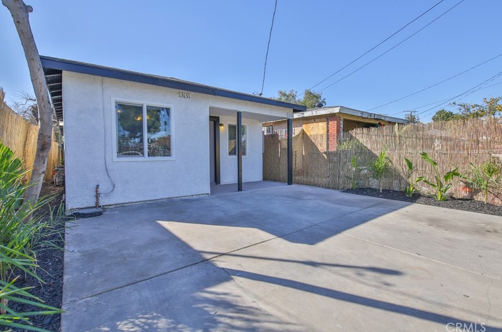 13131 S Willowbrook Ave, Compton, CA 90222