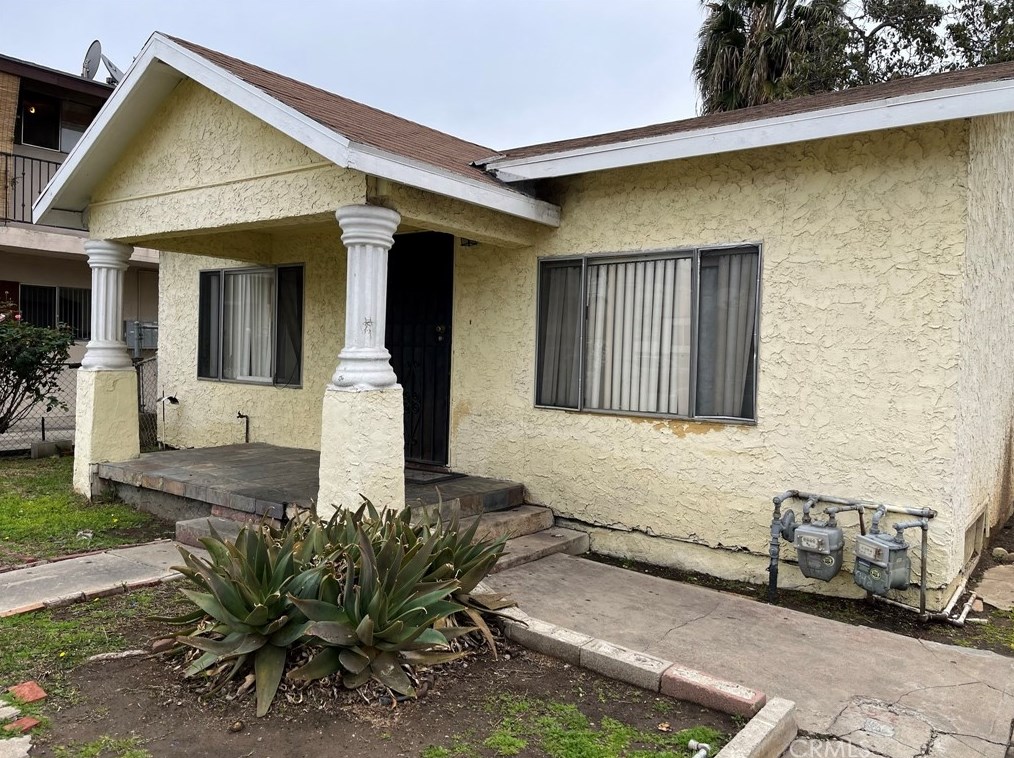 942 Fetterly Ave, Los Angeles CA  90022-3010 exterior