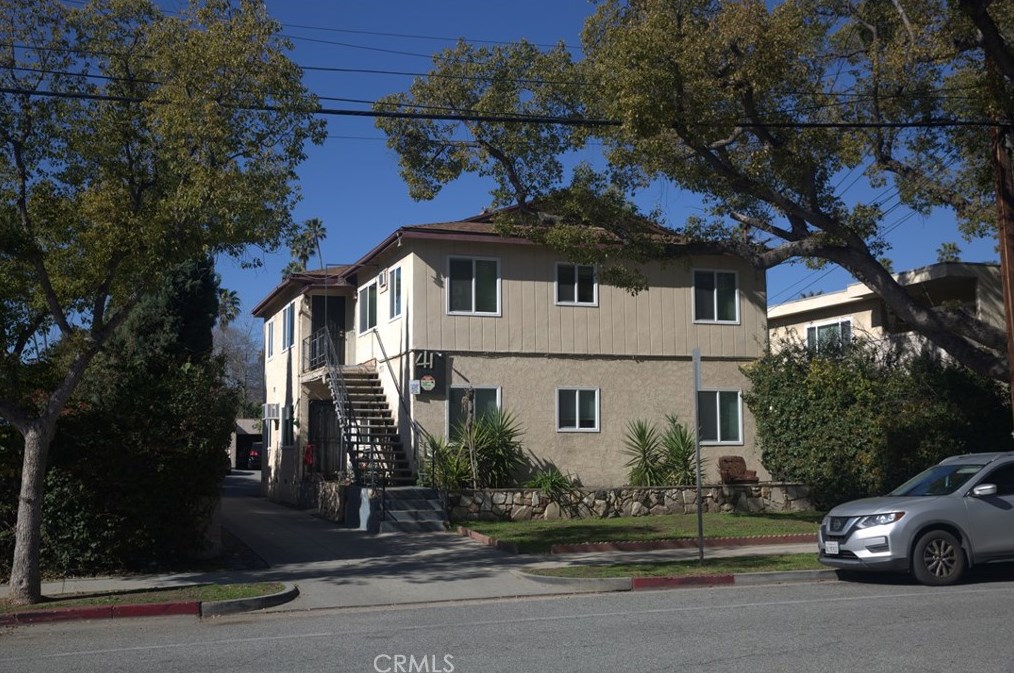 39 Sierra Bonita Ave, Pasadena, CA 91106-2156