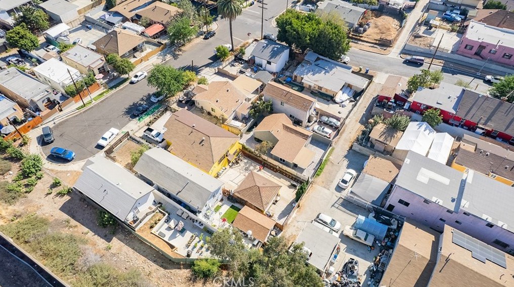 1109 Dacotah St, Los Angeles CA  90023-2956 exterior