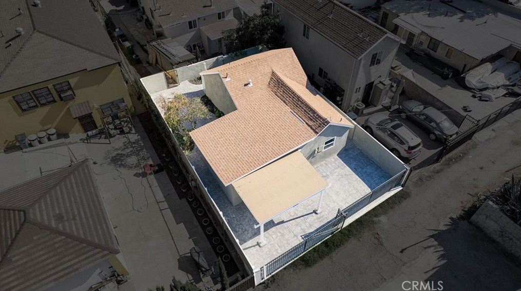1109 Dacotah St, Los Angeles CA  90023-2956 exterior
