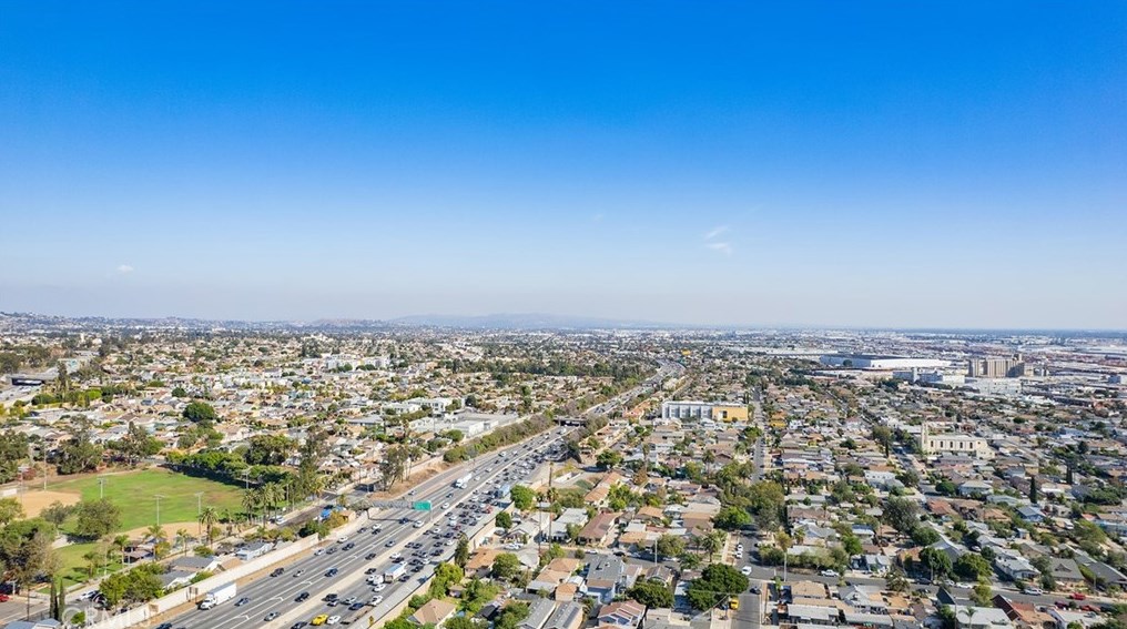 1109 Dacotah St, Los Angeles CA  90023-2956 exterior
