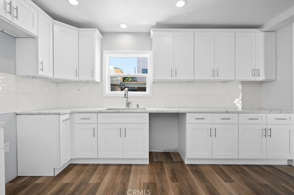 1109 Dacotah St, Los Angeles CA  90023-2956 exterior