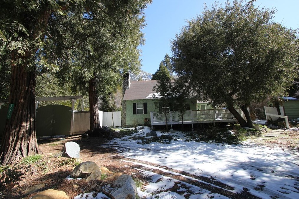 25240 Tahquitz Rd, Idyllwild, CA 92549