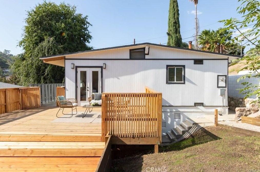 4922 Lynn St, Los Angeles CA  90042-3219 exterior